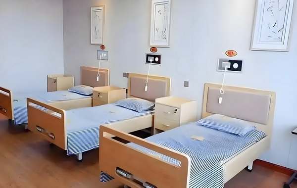 深圳落户留学_2025暑期档大盘票房连续10天破亿 某过门高高兴兴地打娶张算迎